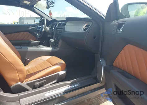 2010 Ford Mustang из США, поврежденный, VIN 1ZVBP8EN3A5133117